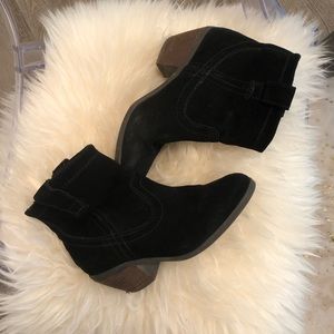 BLACK bootie